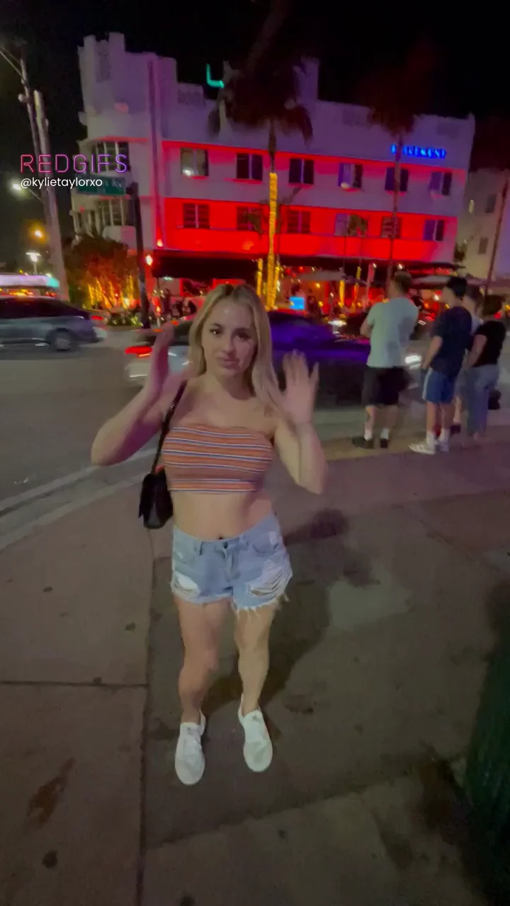 I love being a little slut in Miami