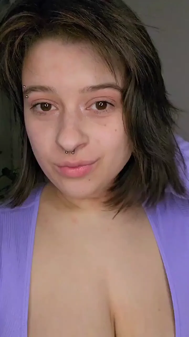 Say yes if you'd want me to blow your mind with a cock massage using my saggy tits