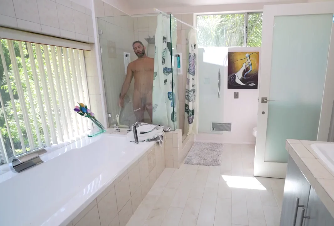😈 Sisi Rose Mistakes Bro for BF & Fucks in Steamy Shower 🚿💦