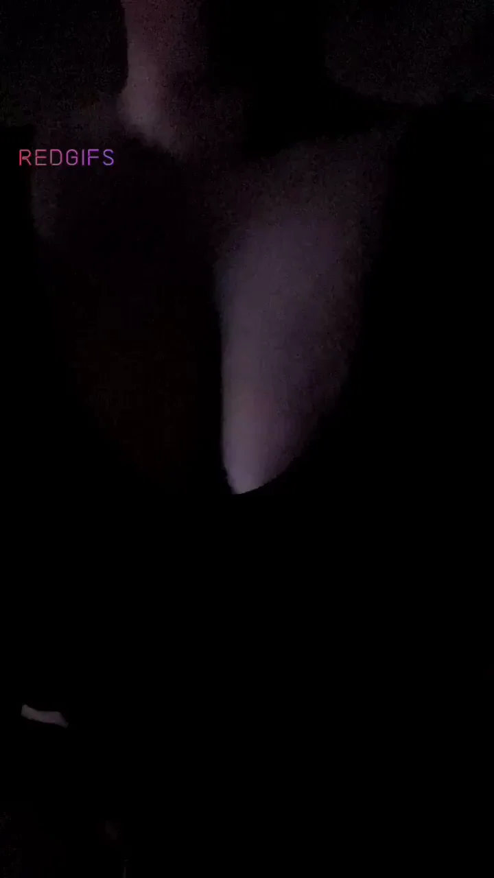 Rate My Juicy Tits 1-10? Wanna Fuck? 🍒🔥