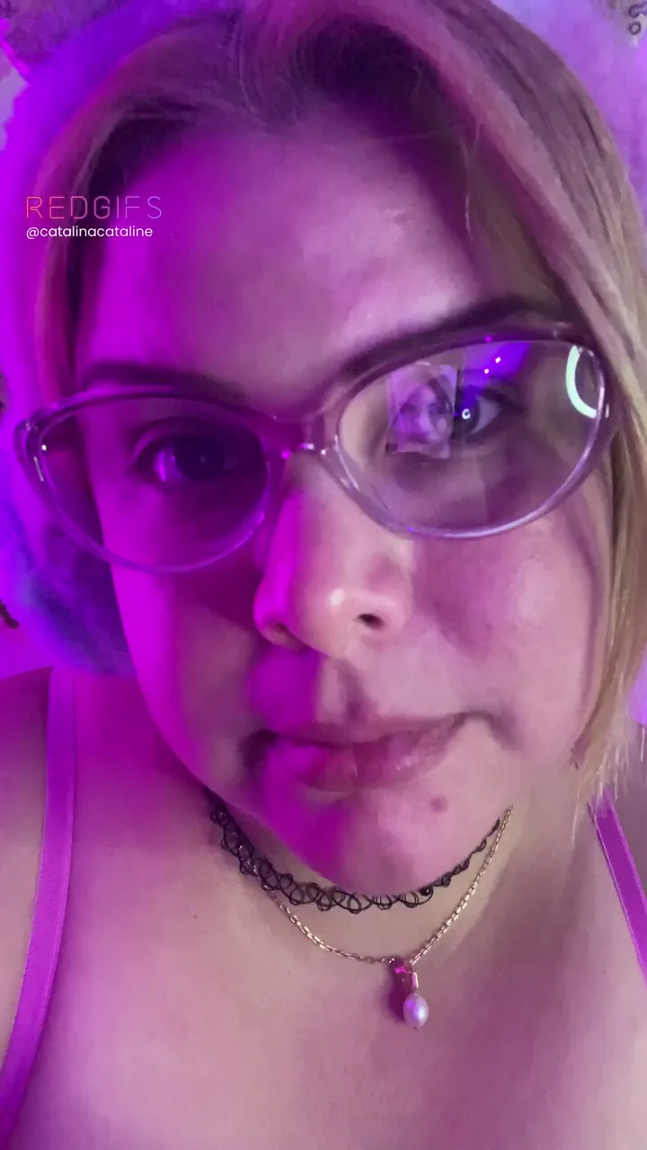 Chubby Kitten Girl's Wild Ahegao Tease 😻🍑