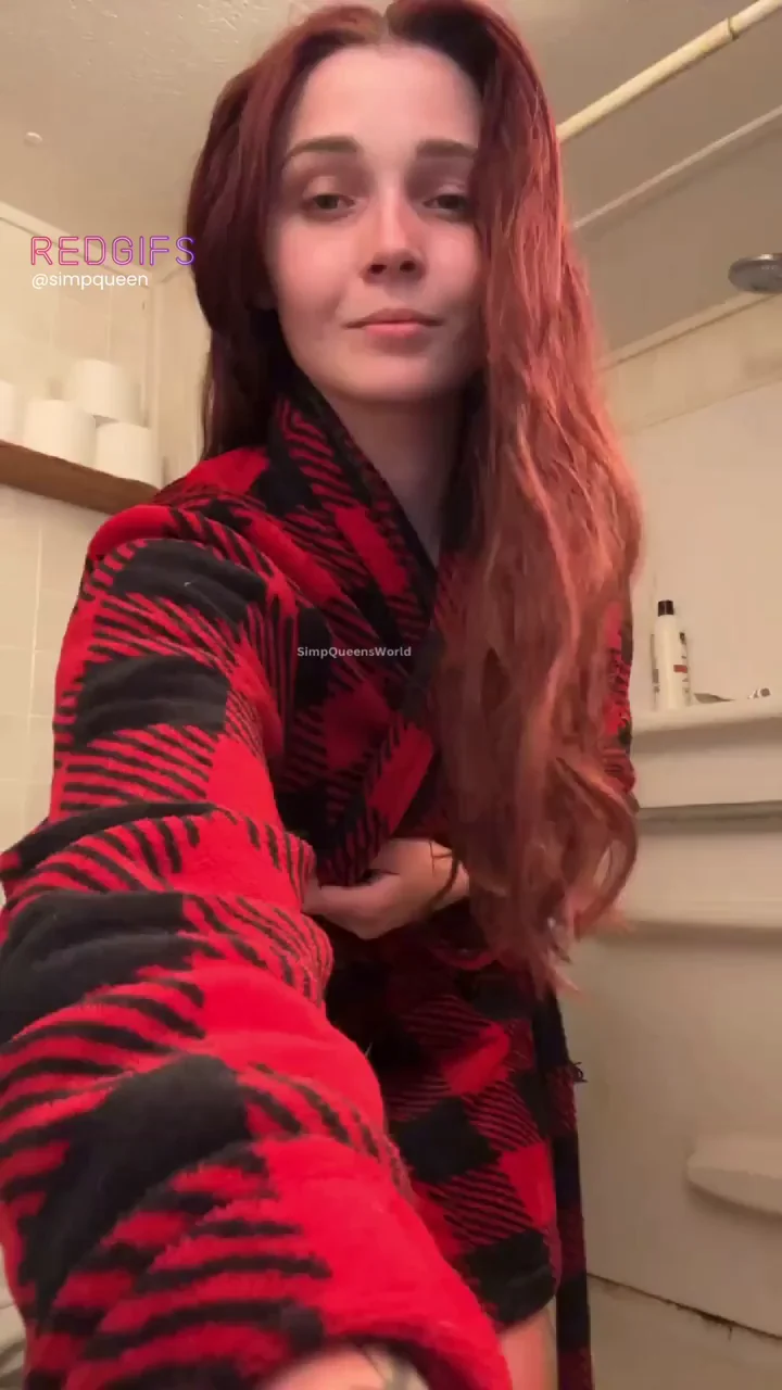 🔥 Redhead Slut Begs: Rub Your Cum & Aloe on My Juicy Ass! 💦🍑