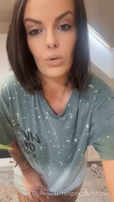 Married Men, Drool Over My Slutty Nudes? 😈👅