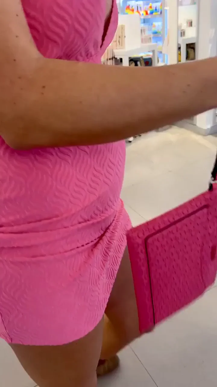😈 Playful MILF Flashes Juicy Ass & Pug Toy in Public Store 🐶🍑