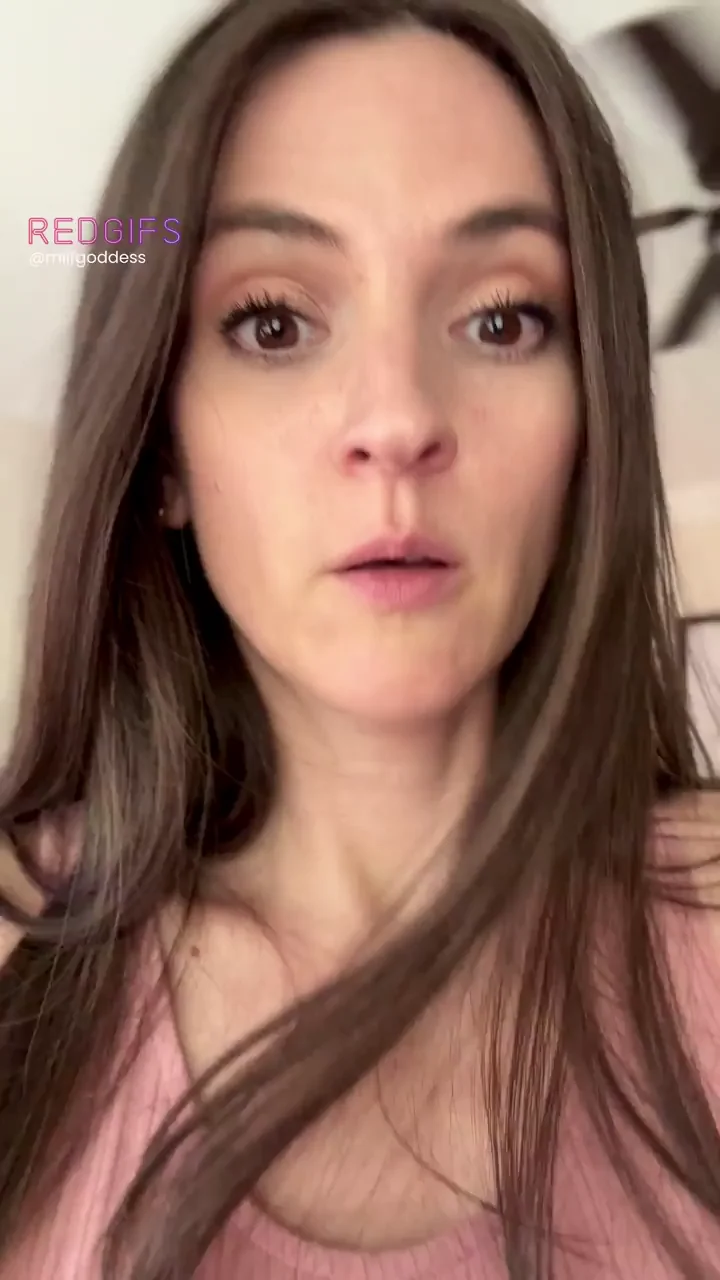 Zoomie Slut's Massive Titty Drop Tease