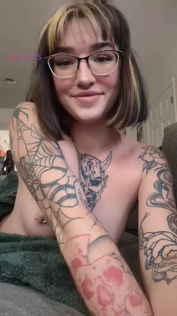Post-Fuck Pillow Talk with Tattooed Alt Babe 😈🛏️