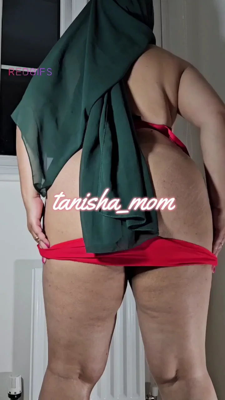 Would you eat or fuck that ass