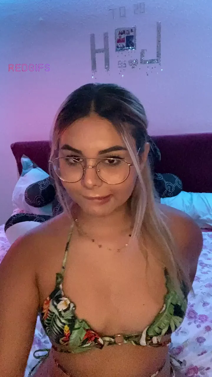 Hi! I'm 19y and you ?