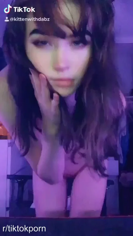 Damn Girl Can't Hold It In 😩💦 TikTok Tease