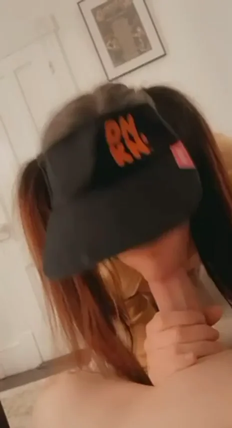 Petite Slut's Customer Service Cock Worship 😏🍆💦
