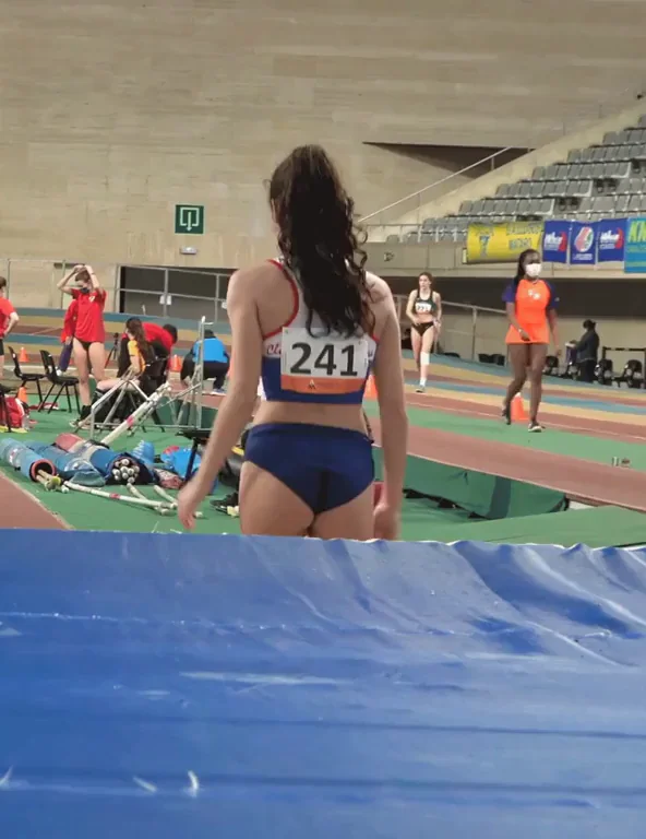 U20 Spanish Chick's Ass-Clenching Pole Vault Tease