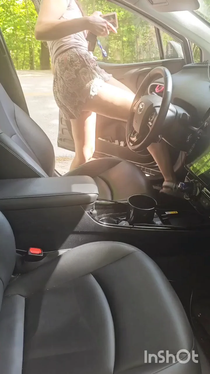 Dare to flash outside the car in a public place
