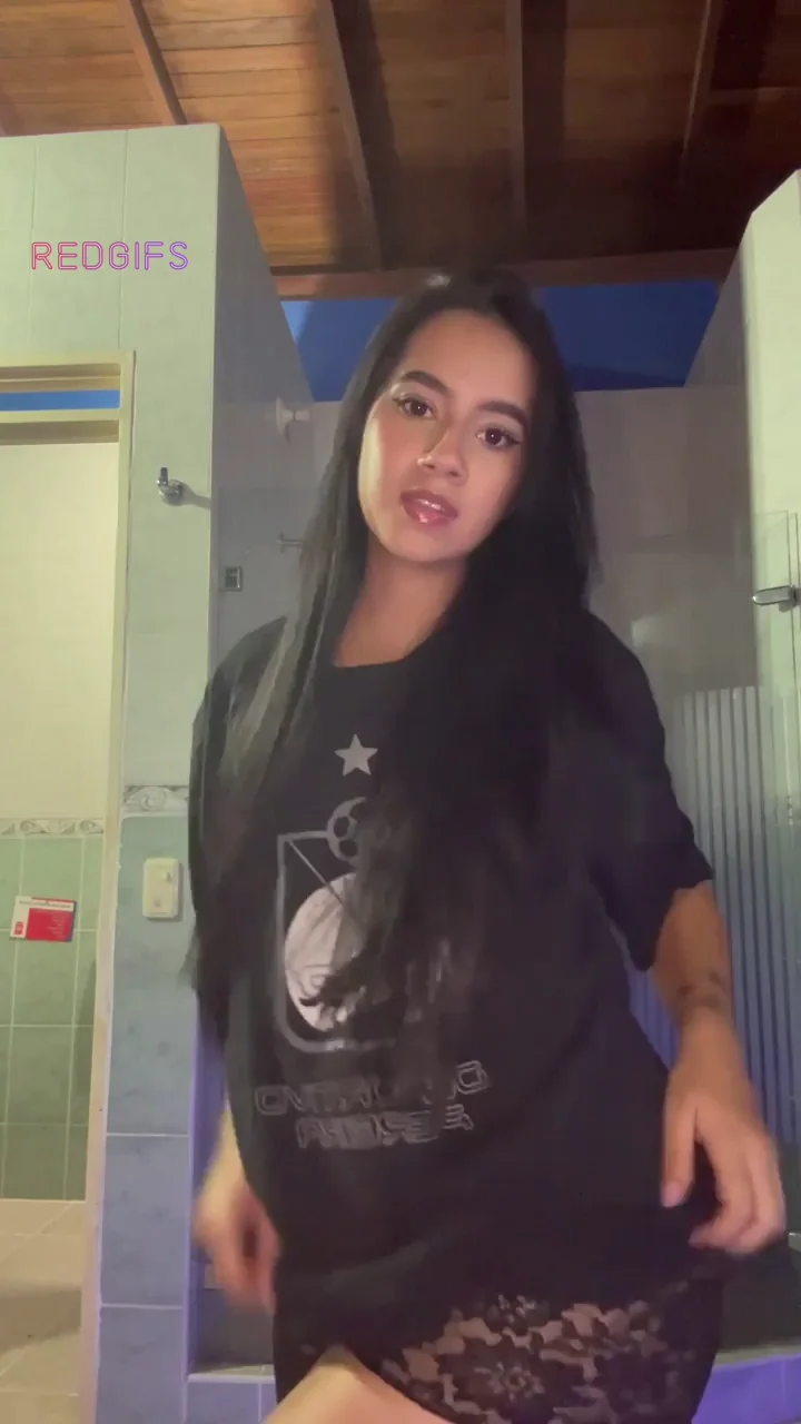 Can I put my 18 yo latina shy ass on your face?