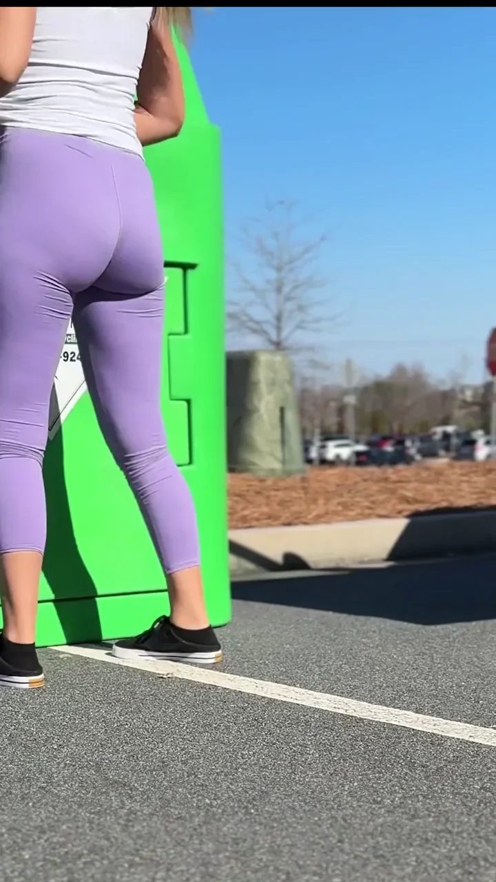 Was feeling generous and horny, a quality combo for me… [gif]