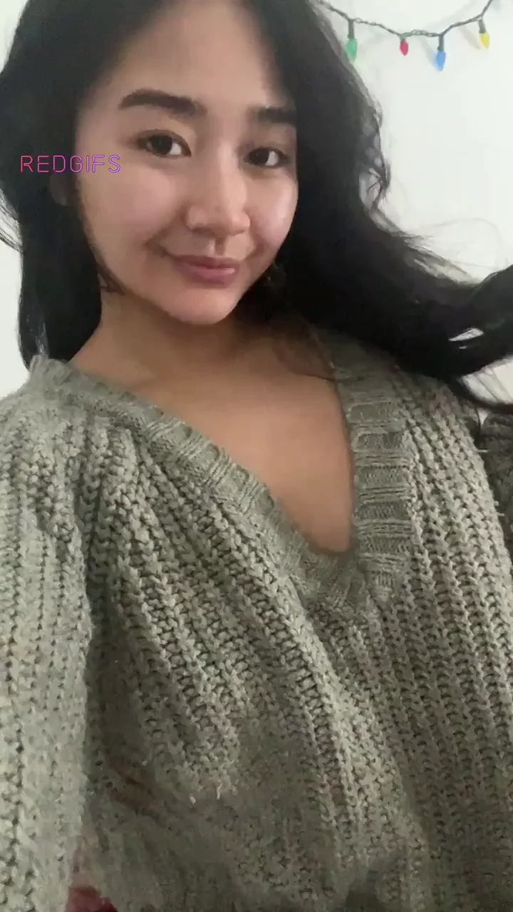 (oc) My boobs are always saying hi