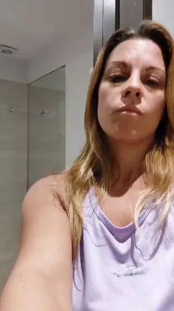Blonde & Brunette Babes' Steamy Shower Kiss Fest!