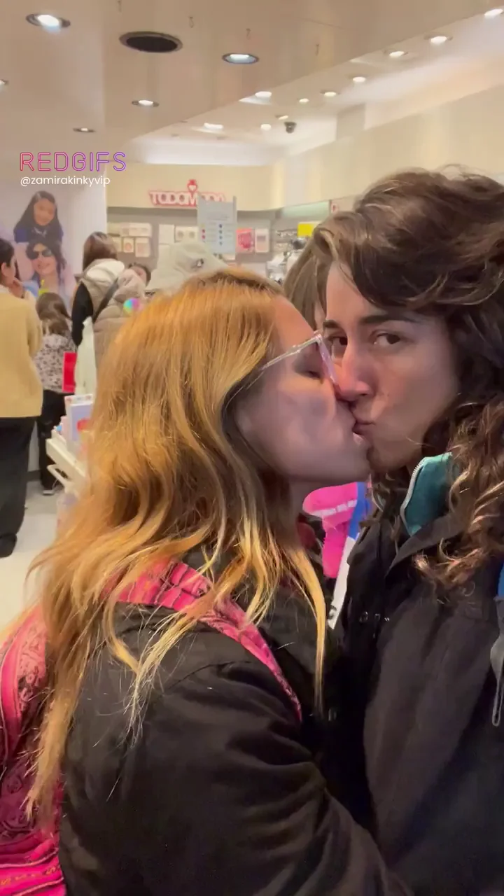 🔥 Slutty Lesbo Kiss Shocks Mall Shoppers 😈