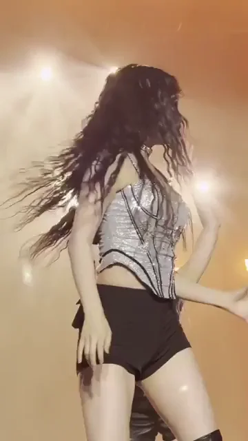 🔥 Yujin from IVE Dances Like a Slutty Kpop Tease 💦