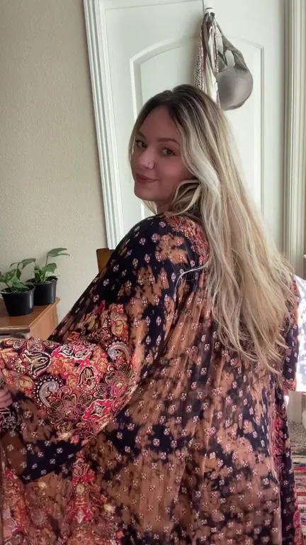 Need a Ride on This Fat Ass? 🍑🔥