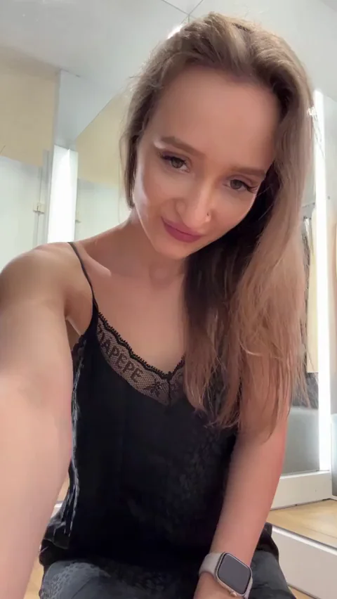 This dress is too tight, perfect for teasing you with my ass