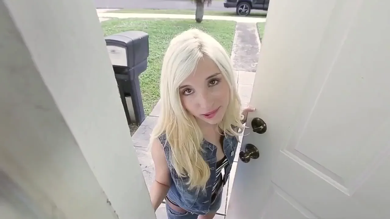Cuteness at the door