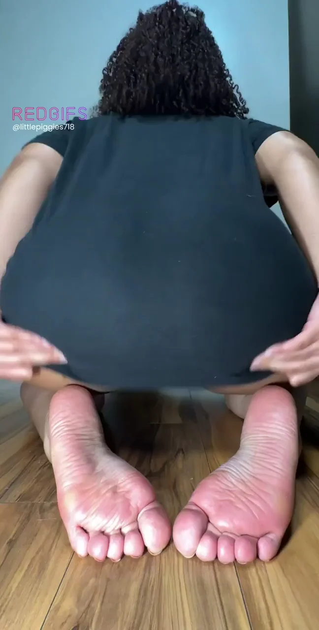 When I jiggle it you can see how pressed up against my hole my thong is