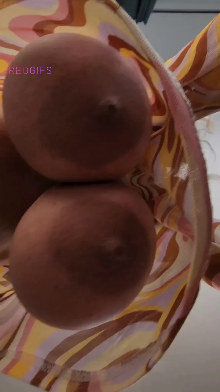 Help me hold them so they stop bouncing around 😏