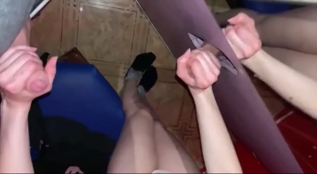 Amateur gloryhole cumshot and clean up!