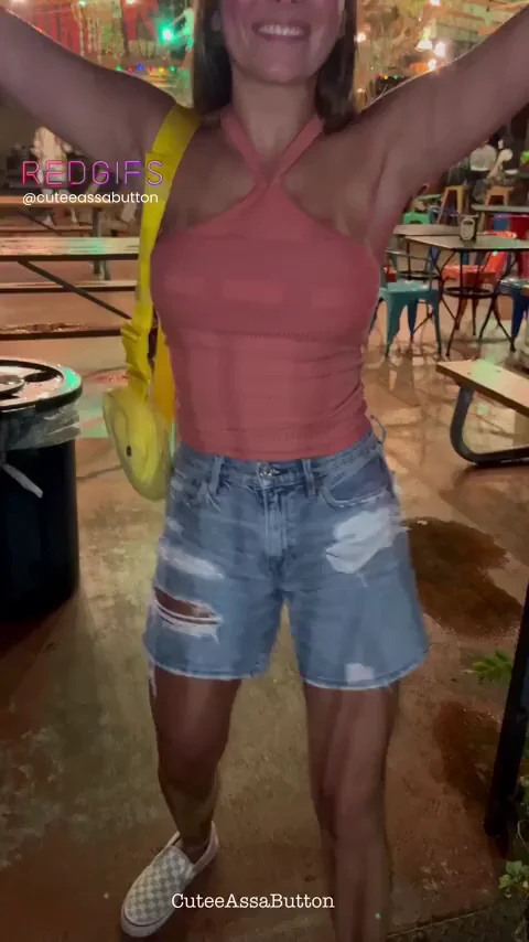 Closing Time Tits Tease: Bar Babe's Slutty Public Flash