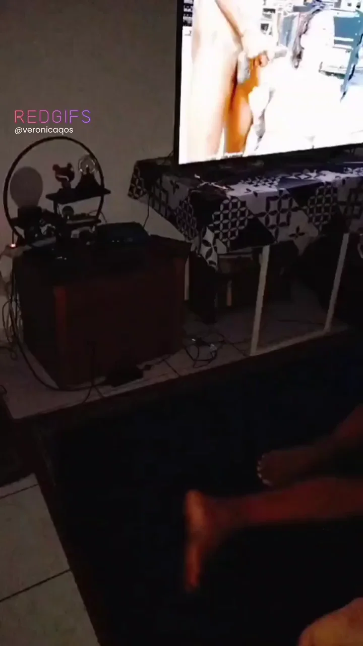Made hubby's grand fantasy cum true 😈Gave him the best seat in the house while I played with 2 of my bulls😍💦