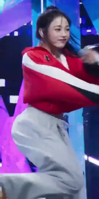 NewJeans - Minji