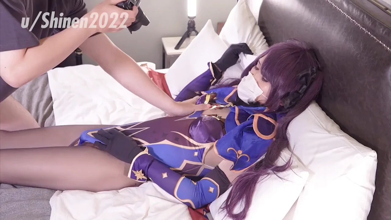 I tried Genshin Impact Mona Cosplay
