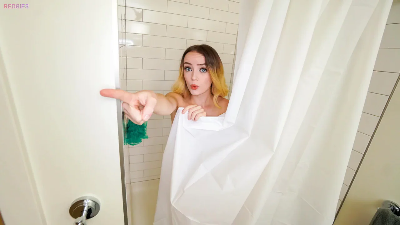 Step Daughter Wants Her Daddy to Fill Her Pussy