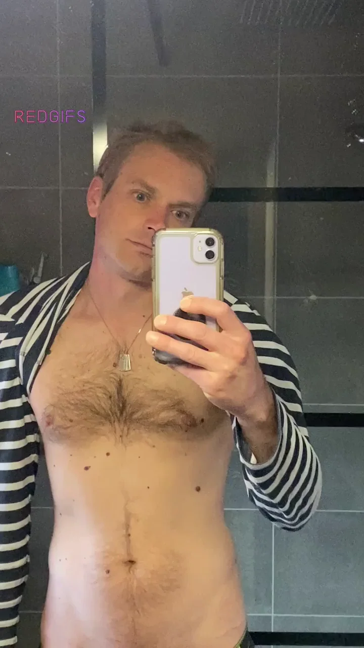 🛁 42yo Daddy's Steamy Shower Tease: Am I Your Type? 😈💦