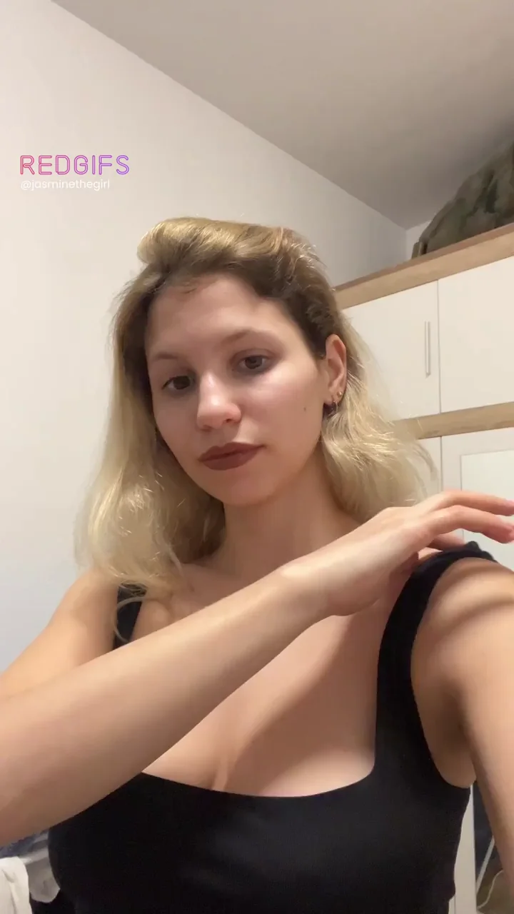 Your nerdy friend shows you her tits, how do you respond