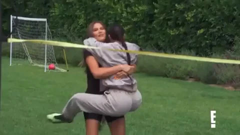 Khloe kardashian and kim kardashian