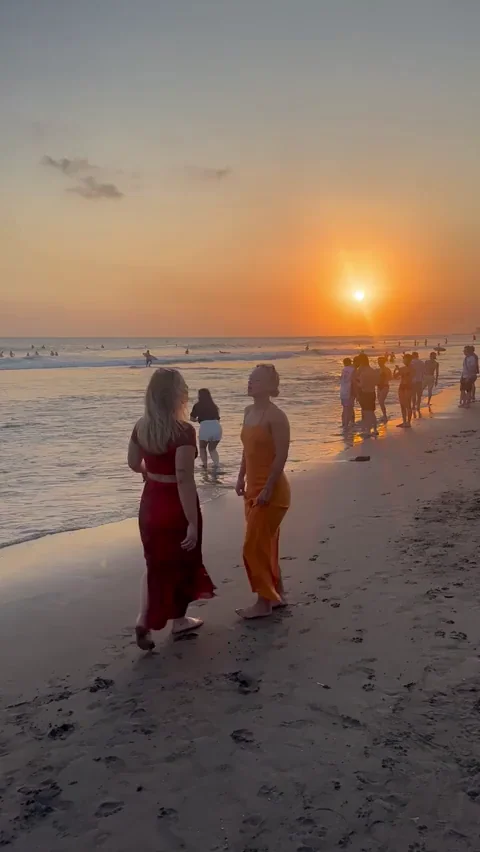 sunset kisses ?