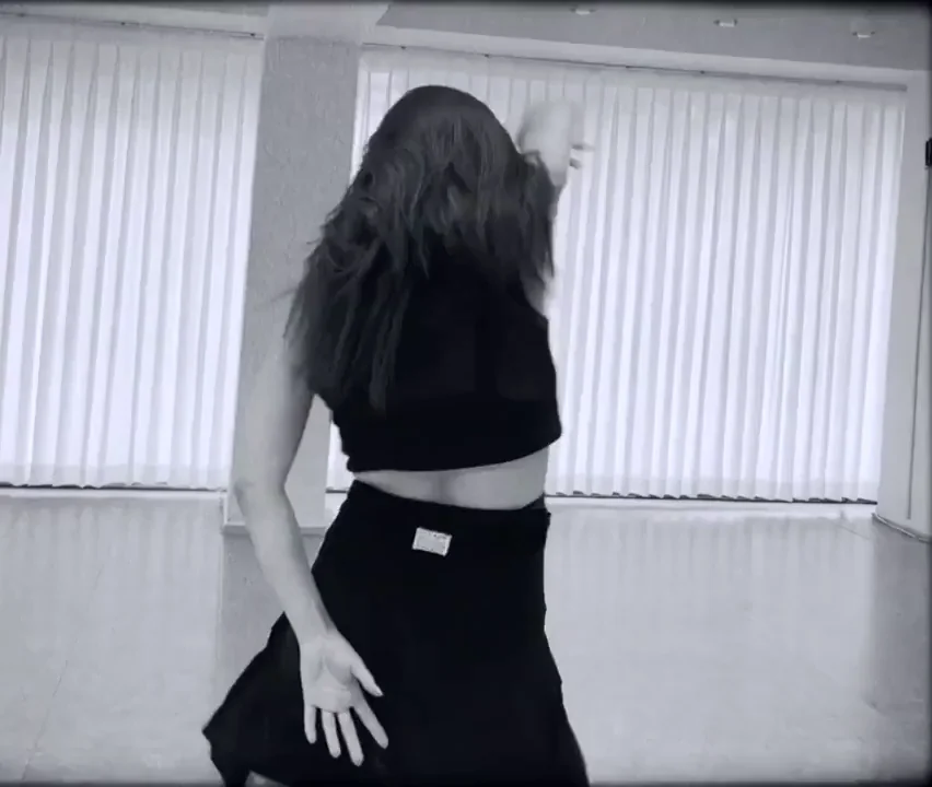 (ex-Brave Girls) HYERAN