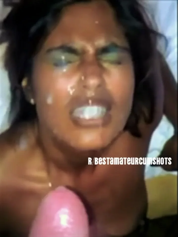 Desi Housewife Drowned in BWC Cum Blast 💦🍆