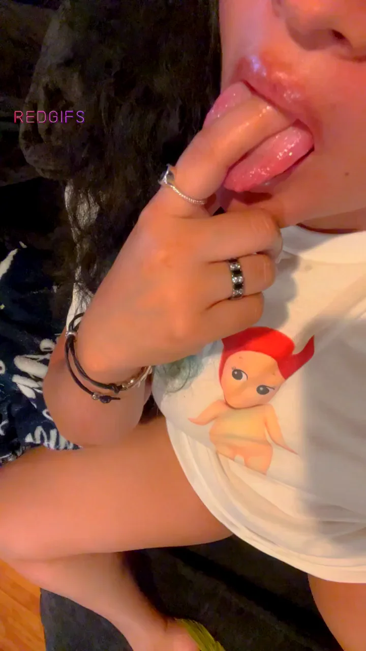 Hubby is asleep and I need to cum