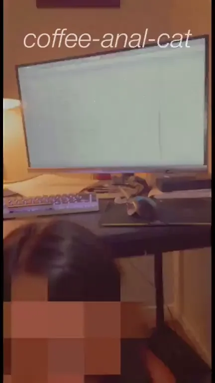 Free Use Fuckdoll Under the Desk at Work 🖥️🍑💦
