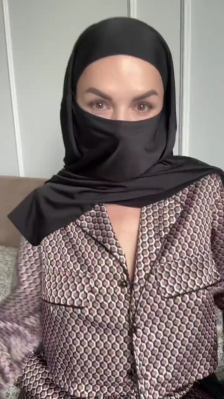Hijab Slut Sleeps Naked Tonight 😈🛌