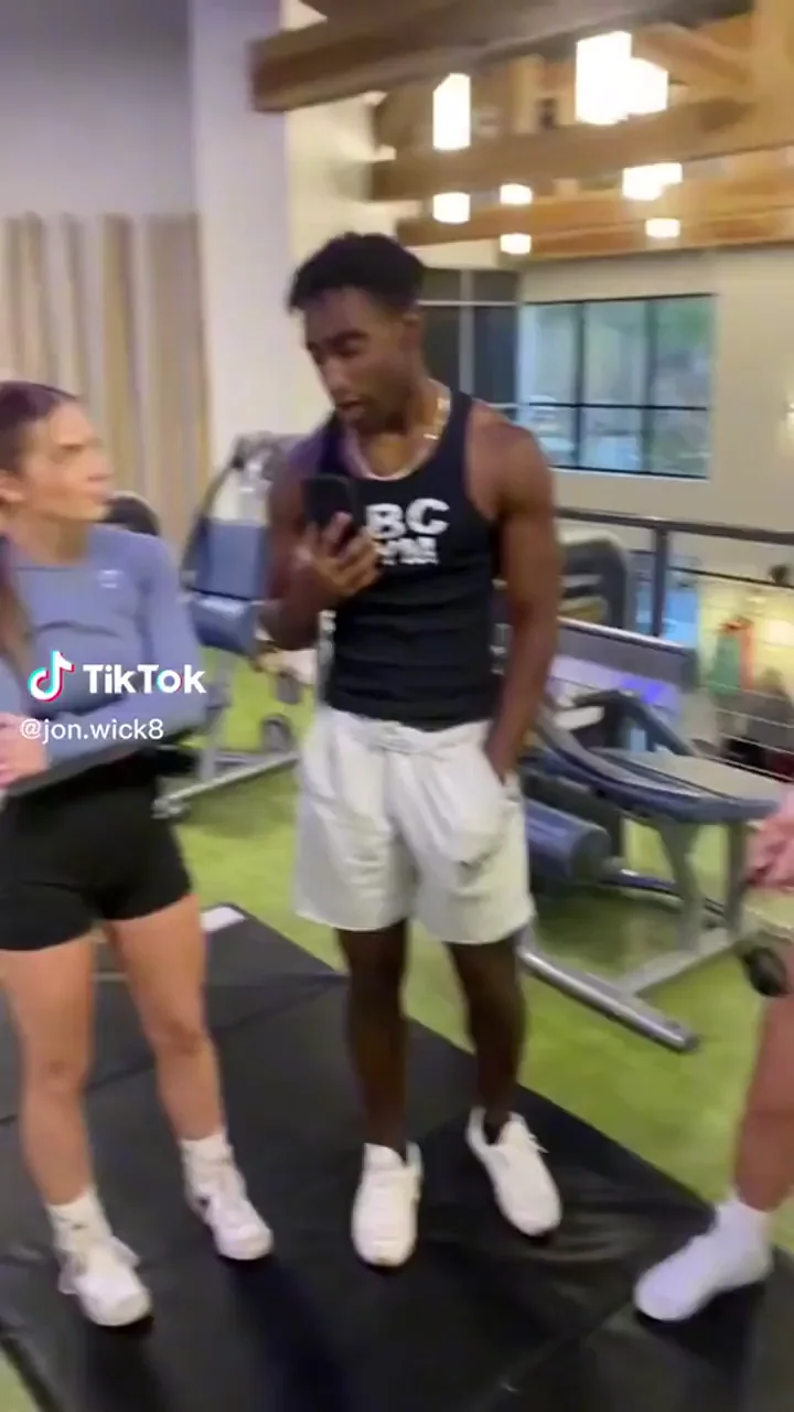 These Gym Size Queens Are Hot AF... They're Looking 👀👀