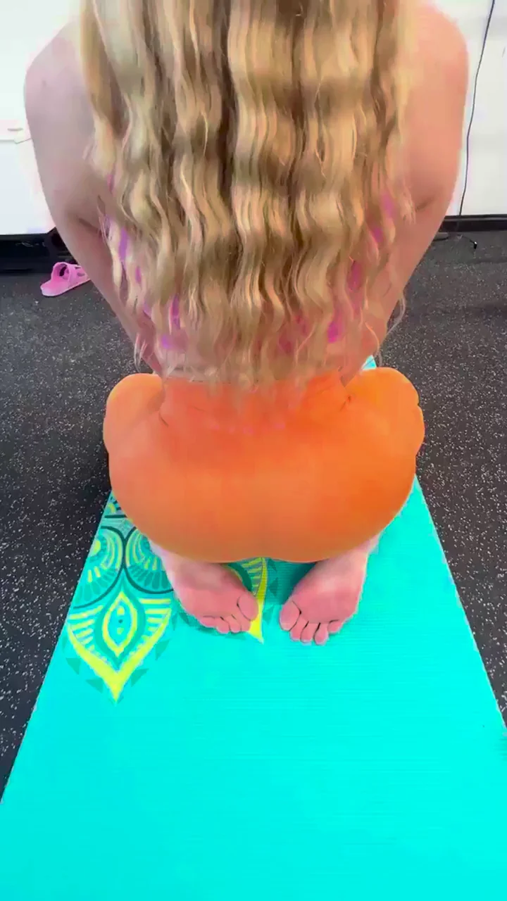 My ass look better out of yoga pants