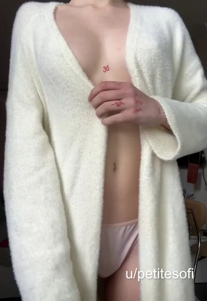 Robe Tease: Slender Goddess Drops the White Cover for Perky Nipple Reveal