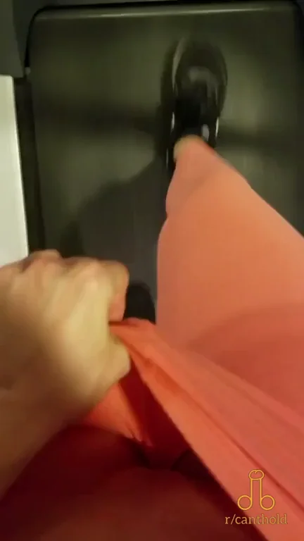 Slutty Cardio: Chick Pounds Pussy on Washing Machine Beast Mode