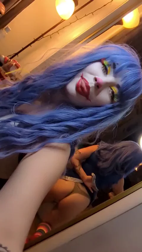Have you ever been seduced by a clown?