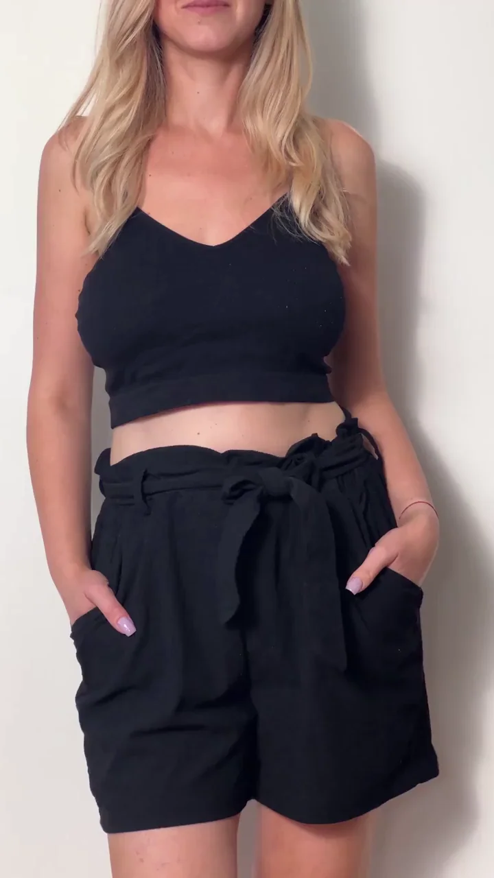 Blonde Bombshell's Bushy Tease: Hairy Pussy Steals the Show