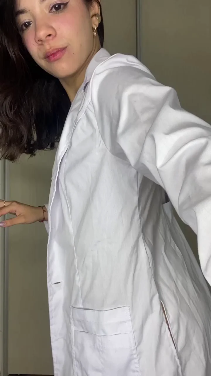I'm not your average med student (naughty) ;)