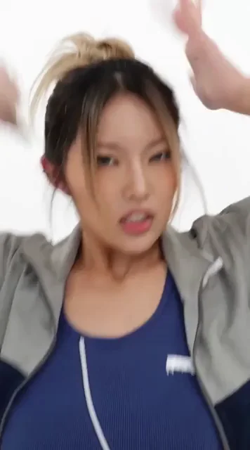 H1-KEY Yel: Busty K-Pop Idol's Slutty Dance Tease